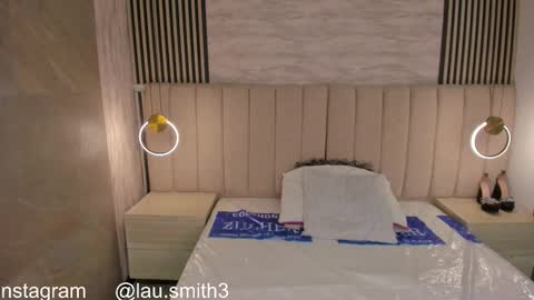 laura online show from December 19, 2025, 2:57 pm