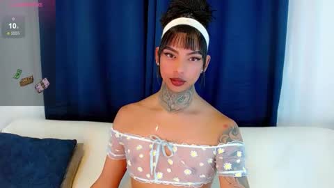 Laura online show from October 18, 2025, 12:57 am