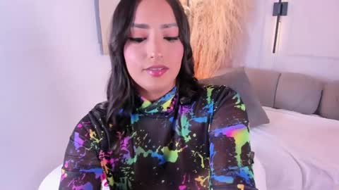 LauraCarther  online show from June 6, 2026, 5:39 pm