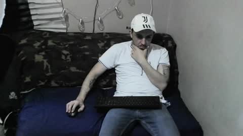 Snapshot of lauradecuada2 chatting on May 3, 2026, 10:16 pm lauradecuada2 online show from May 3, 2026, 10:16 pm