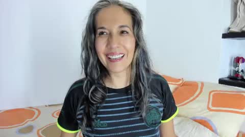 Laura online show from June 19, 2026, 12:15 am