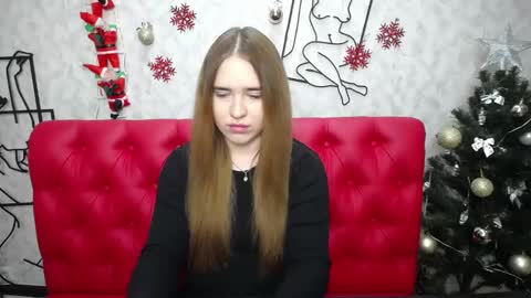 LauraHlot online show from January 11, 2025, 7:05 pm