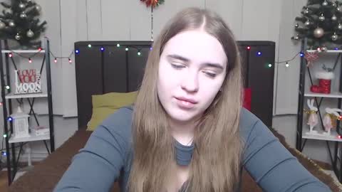 LauraHlot online show from January 15, 2025, 10:13 pm