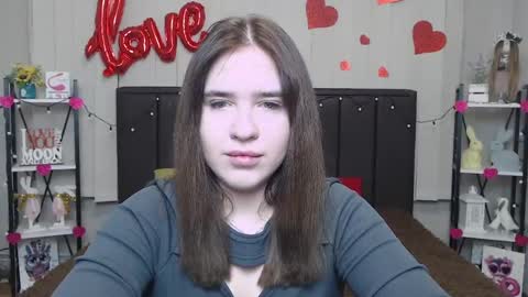 LauraHlot online show from February 22, 2025, 6:19 pm
