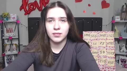 LauraHlot online show from March 1, 2025, 9:15 pm