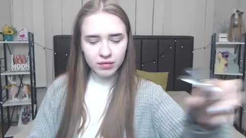 LauraHlot online show from October 14, 2025, 6:31 pm