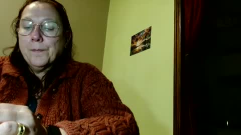 Snapshot of laureanne50 chatting on December 22, 2024, 8:14 pm laureanne online show from December 22, 2024, 8:14 pm