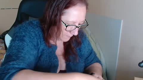 Snapshot of laureanne50 chatting on February 4, 2025, 9:49 am laureanne online show from February 4, 2025, 9:49 am