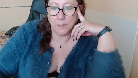 Snapshot of laureanne50 chatting on March 8, 2025, 9:50 am laureanne online show from March 8, 2025, 9:50 am