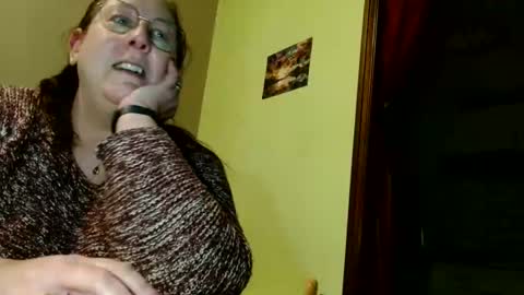 Snapshot of laureanne50 chatting on March 9, 2025, 8:21 pm laureanne online show from March 9, 2025, 8:21 pm