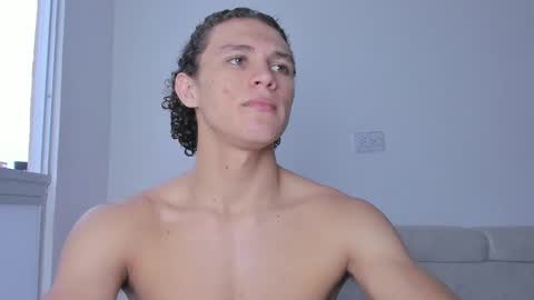 Laureent online show from February 19, 2025, 10:20 pm