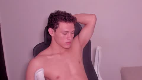 Laureent online show from March 5, 2026, 9:27 am