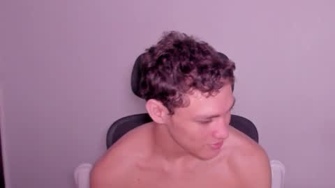 Laureent online show from March 9, 2026, 12:53 pm