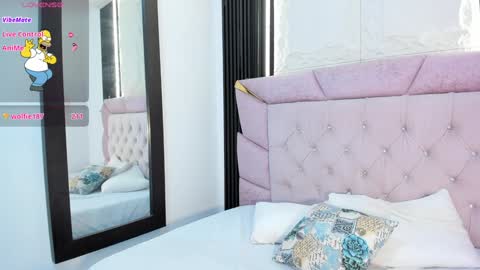 Laurem online show from January 7, 2025, 7:06 pm