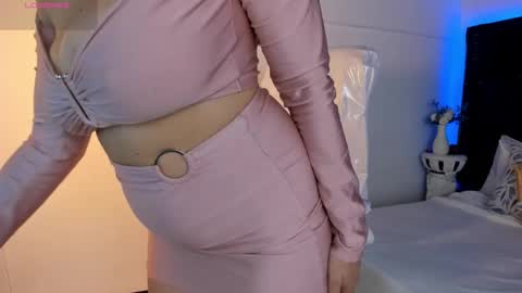 Lauren online show from September 12, 2025, 5:13 pm