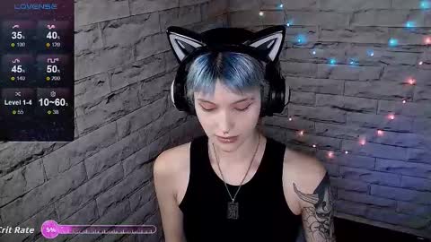 Eva online show from December 1, 2025, 1:05 pm