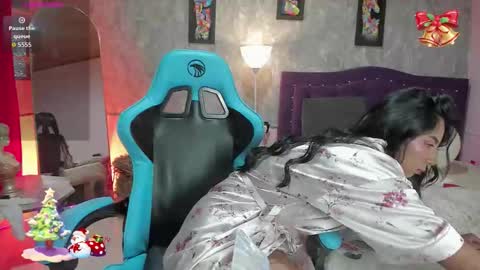 Snapshot of lauren_smiles chatting on November 16, 2025, 2:28 am Lulu online show from November 16, 2025, 2:28 am