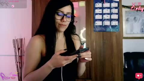 Lauren online show from February 6, 2026, 2:53 pm