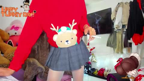 Snapshot of laurencesophiets chatting on November 23, 2025, 3:45 pm SF online show from November 23, 2025, 3:45 pm