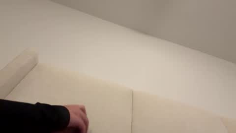 Snapshot of laurenivy chatting on April 7, 2026, 4:13 am laurenivy online show from April 7, 2026, 4:13 am