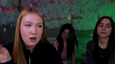 Laure online show from March 8, 2026, 8:23 pm