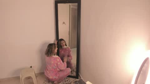 Snapshot of laurenn_111 chatting on June 8, 2026, 3:40 am laurenn_111 online show from June 8, 2026, 3:40 am