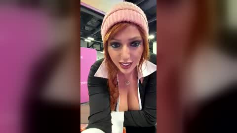 Lauren Phillips online show from June 26, 2026, 10:36 pm