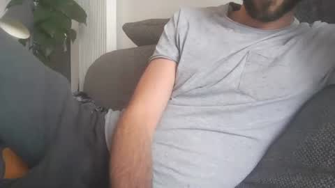 laurenthod online show from February 18, 2025, 2:16 pm