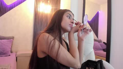 Lau online show from March 3, 2025, 3:42 pm