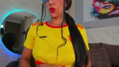Snapshot of lauryn__brown chatting on July 1, 2026, 12:29 pm Lauryn online show from July 1, 2026, 12:29 pm