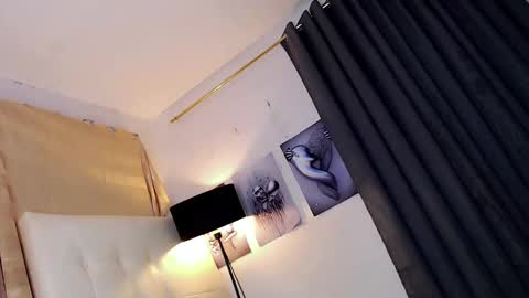 Snapshot of lavander_fieldss chatting on February 20, 2025, 9:09 pm ximena online show from February 20, 2025, 9:09 pm