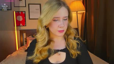 Snapshot of lavender_tender chatting on February 24, 2026, 5:49 am Lav online show from February 24, 2026, 5:49 am