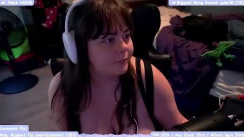 Snapshot of lavendermei chatting on August 6, 2026, 7:05 pm LavenderMei online show from August 6, 2026, 7:05 pm