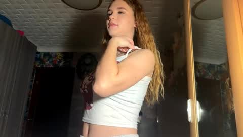 Alice online show from December 21, 2025, 3:02 am