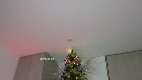 Mara online show from December 16, 2024, 3:08 am