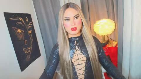 Snapshot of lavictoria_ladyboy chatting on October 5, 2025, 10:13 am Victoria online show from October 5, 2025, 10:13 am