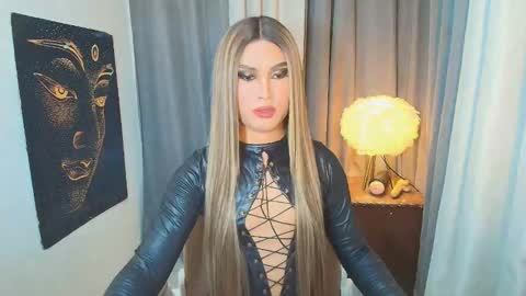 Snapshot of lavictoria_ladyboy chatting on October 9, 2025, 9:51 am Victoria online show from October 9, 2025, 9:51 am