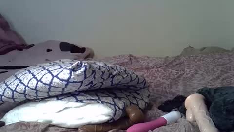 lavymummie online show from February 11, 2026, 2:16 am