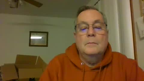 Snapshot of lawnboy62 chatting on December 12, 2024, 2:59 am lawnboy62 online show from December 12, 2024, 2:59 am