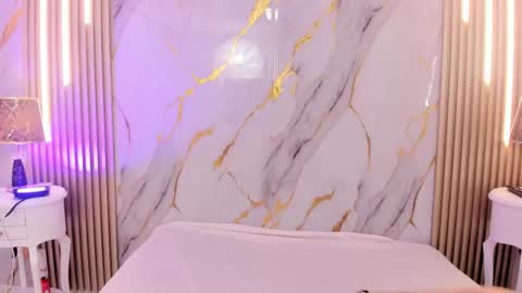 Laxi online show from February 11, 2026, 8:14 pm