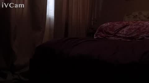 laydayy online show from November 7, 2025, 8:03 am