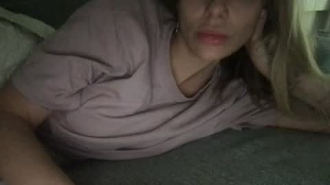layla1092017 online show from July 14, 2026, 2:38 am
