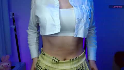 Layla online show from February 23, 2025, 1:10 pm