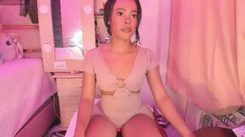 LAYLA online show from June 16, 2026, 5:48 pm