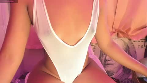 LAYLA online show from July 17, 2026, 12:06 am
