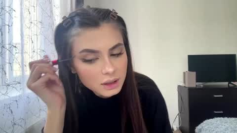 Snapshot of laylachinskey chatting on May 9, 2026, 1:05 pm Rose online show from May 9, 2026, 1:05 pm