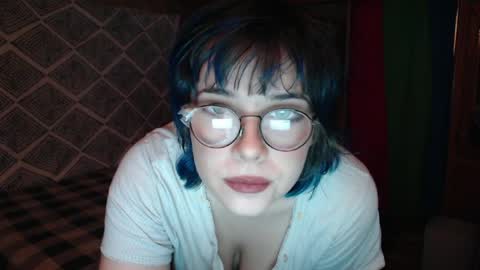 laylajewel online show from March 29, 2026, 3:39 am