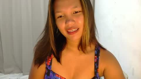 Snapshot of laylanimfa chatting on June 11, 2026, 10:30 pm Nimfa online show from June 11, 2026, 10:30 pm