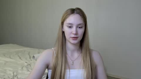 LaylaPretty001 online show from January 20, 2025, 7:15 am
