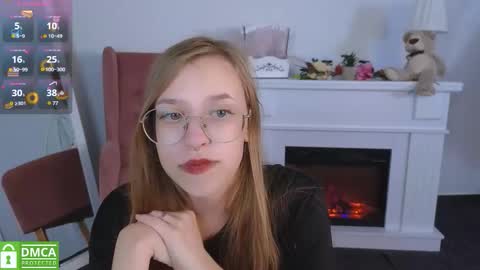 layriantavee online show from September 12, 2025, 6:02 am